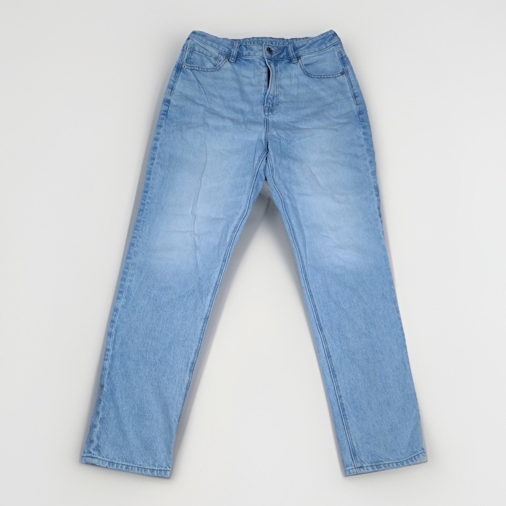 American Eagle Outfitters Women's Mom Jeans Light Wash High Rise Size 6 regular